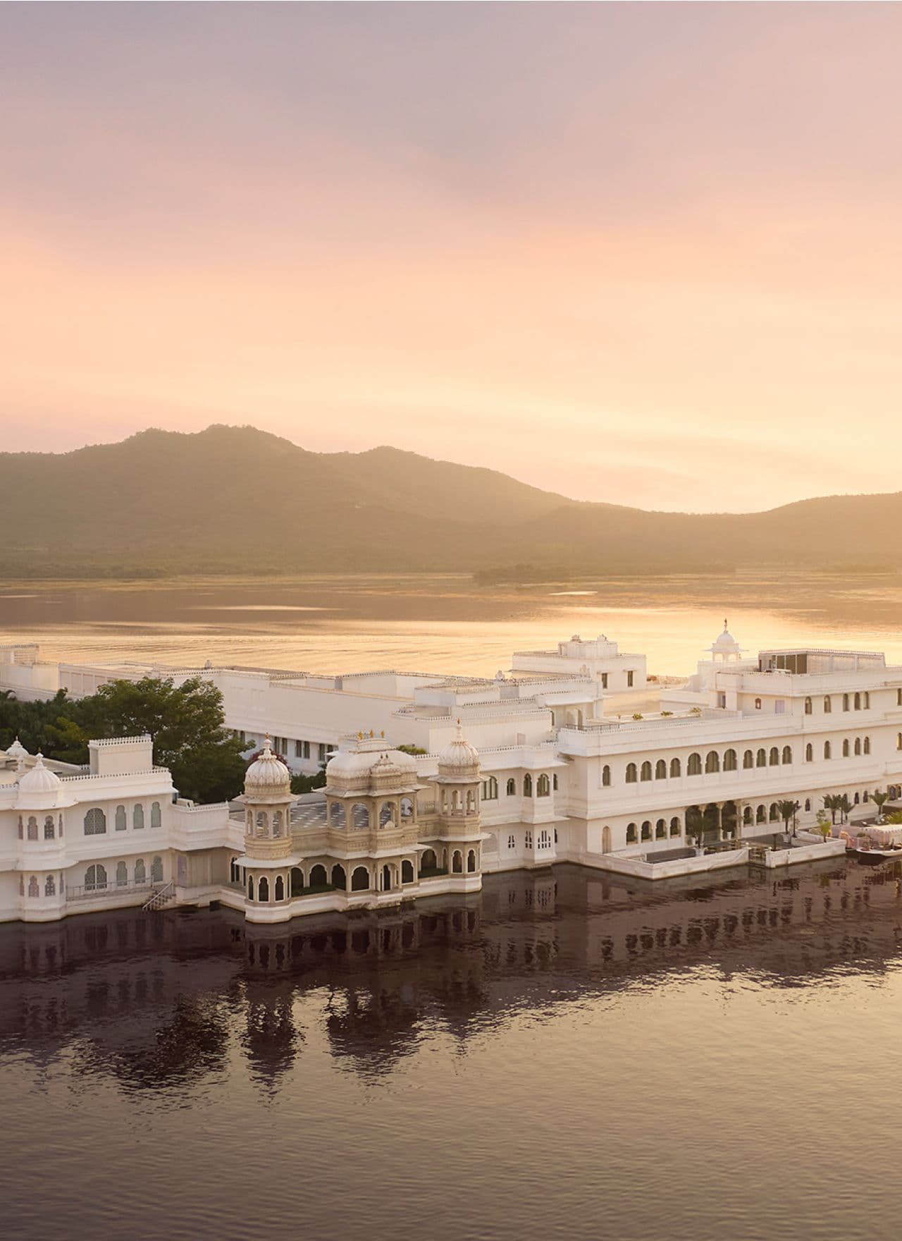Rajasthan & Agra